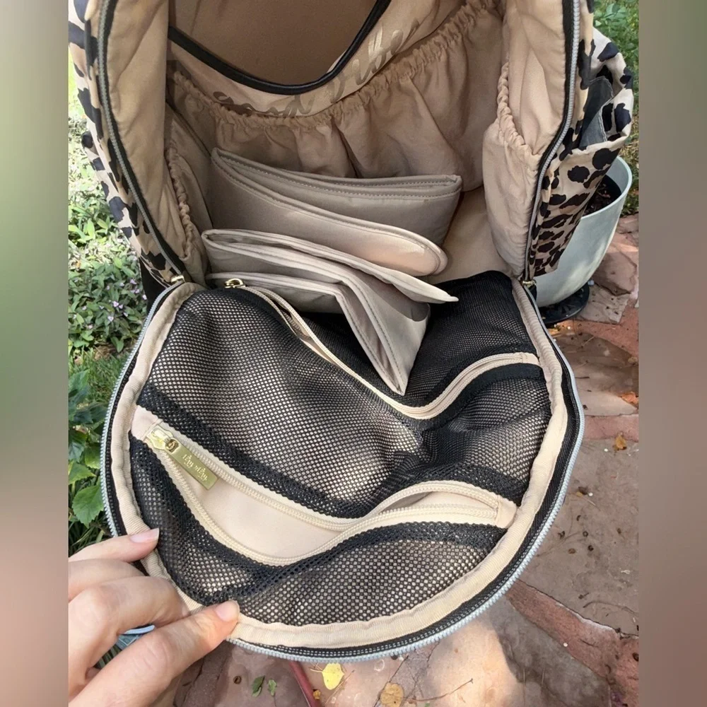 Dream BackpackDiaper Bag & Pump Bag Leopard